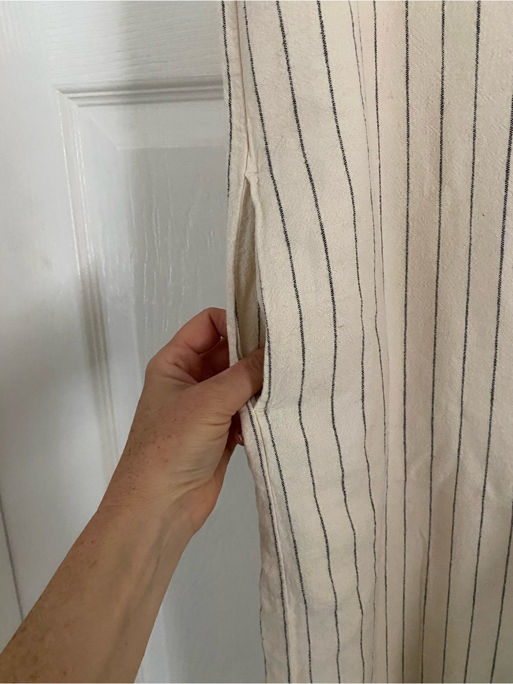 Uniqlo Women's Linen Blend Jumpsuit Beige Wide-Leg Striped with Pockets Size S - Picture 3 of 3
